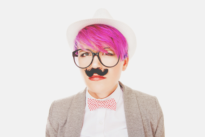 【夢占い】ヒゲが生える夢は運気上昇のサイン！　ヒゲの夢が暗示すること