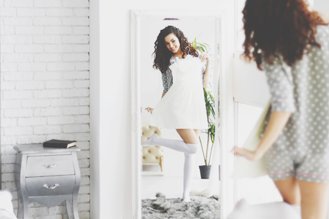 12星座ありなし調査【新しい服を買ったら編】牡羊座は帰ったら速攻タグを外して翌日に着る！