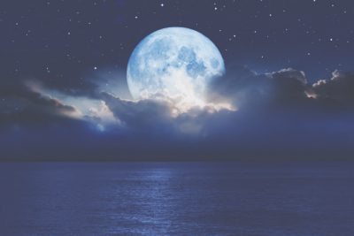 9/2は魚座満月　無意識の不安を手放そう！