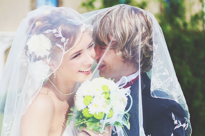 【無料占い】星ひとみの『婚期』的中鑑定！　天星術で占うあなたの恋愛と結婚