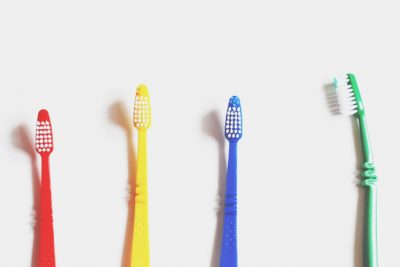 普段使いの歯ブラシの色でわかるストレスの元凶