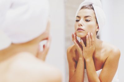 【心理テスト】顔に大きなニキビが!?　どこにできた？　答えでわかるあなたの意外な性格