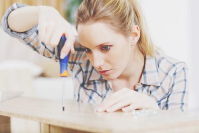 血液型【家具の組み立て】あるある A型はまずは説明書を熟読、B型はなぜかパーツがあまる!