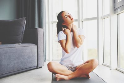 12星座【年内ボディメンテナンス】水瓶座は肩こり解消を！