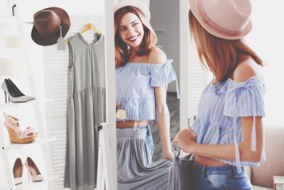 血液型【デートの前日】あるある　B型は洋服選びに余念がない！