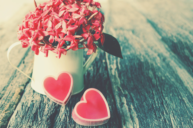 ストッキングが伝線するのは出会いの予兆！　恋のチャンスがやってくるジンクス6つ