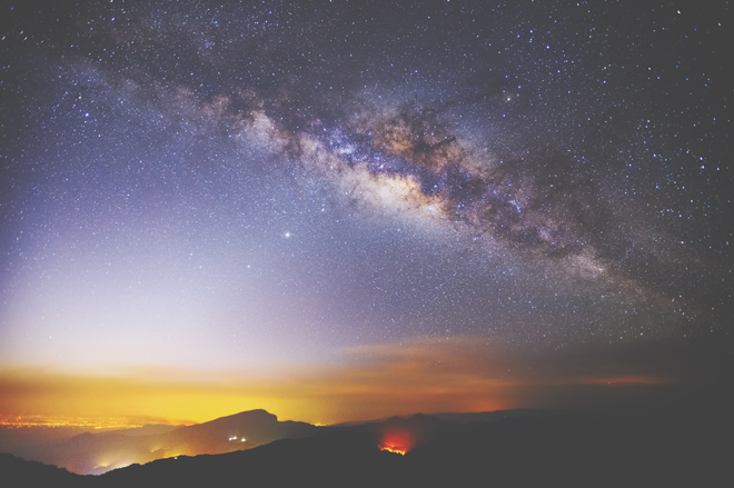 【2月の惑星予報】“改革”と“維持”の狭間で揺れる1カ月　よりよい未来を選択しよう！