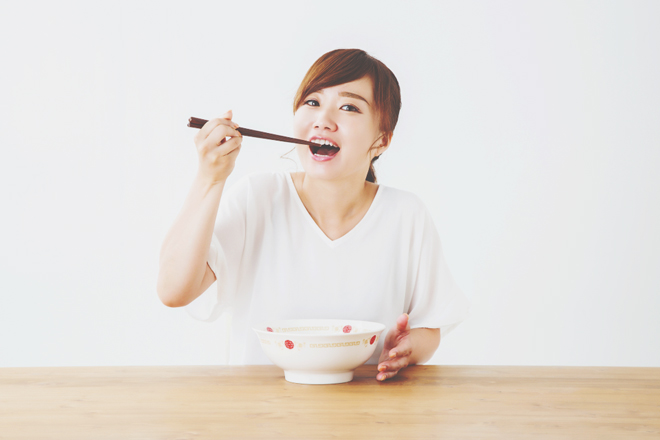 血液型【インスタント麺アレンジ】あるある　B型は調味料をちょい足し、AB型は意外な組み合わせで!?