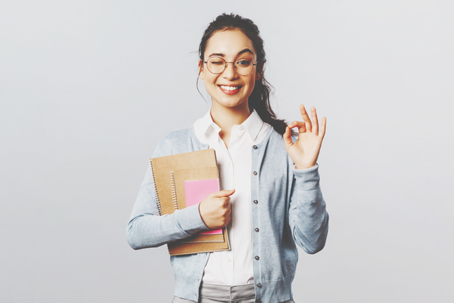 九星別【2021年春の仕事開運アイテム】二黒土星は名刺入れ、七赤金星はメモやノート！