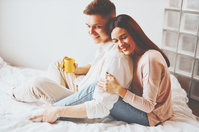 星座グループ別【年下恋人との付き合い方】双子座・天秤座・水瓶座は一緒にじゃれる！