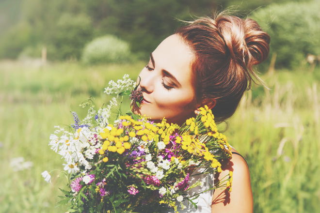 【心理テスト】新ドリンク、名前を付けるなら？　答えでわかる春に起きるいいこと