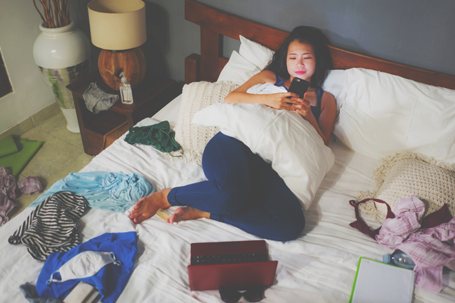 九星別【やりがちな不摂生】二黒土星は暴飲暴食、九紫火星はスマホ中毒！