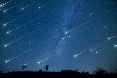 スーパームーン、皆既月食、流星群……2022年の天体ショーまとめ