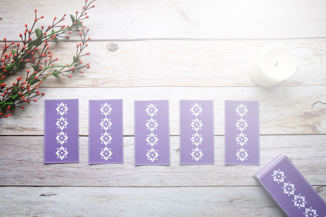 絶対に傷つけない鑑定で大人気！話題の占いYouTuber「あんずまろん」が視聴者の心をつかむ理由