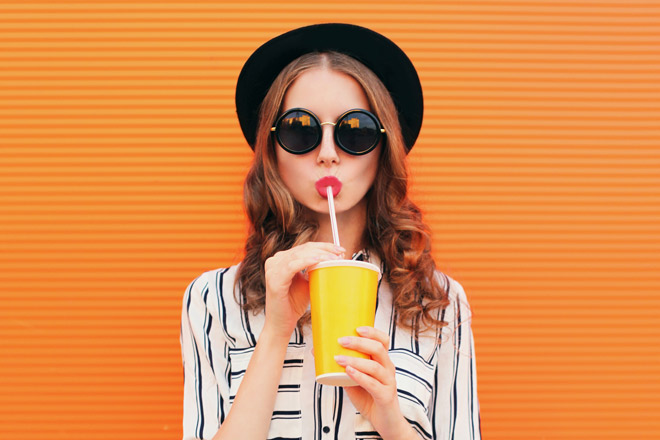 金運が上がる飲み物は、オレンジジュース！【占い師・法演が教える開運方法】