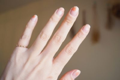 小指に指輪をつけると金運が上がる!?　人気占い師・暮れの酉が金運UP術を伝授