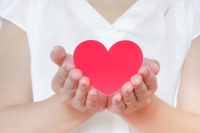 39歳独身、彼氏なし…近藤春菜は恋愛できる？　最強占い師のガチ鑑定