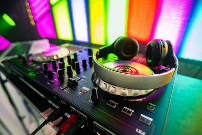 DJ KOO引退の危機!?　進退を考えるほどの深刻な悩みの種は愛娘の将来…