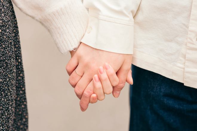 【無料占い】携帯番号下4桁占いで話題！　シウマが占う、あなたの恋愛傾向