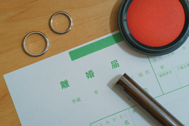 離婚に悩むあなたへ―占いで心を整理するという選択