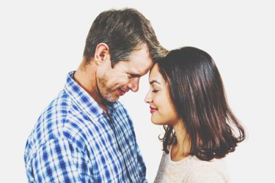 【心理テスト】バスでの心あたたまる出来事でわかる、あなたに影響を与える異性