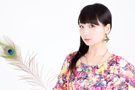 【12星座女の魅力】水瓶座は美しい高嶺の花！　たまに隙を見せると好感度アップ