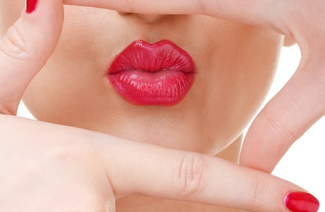 ガムの噛み方でわかる、あの人の「キス」の仕方　ガムをくちゃくちゃ噛む人は強引濃厚キッス!?　