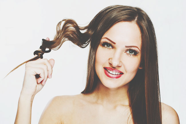 ヘアスタイルを活かした簡単人相改善法　センター分けの前髪は運気を呼び込む！