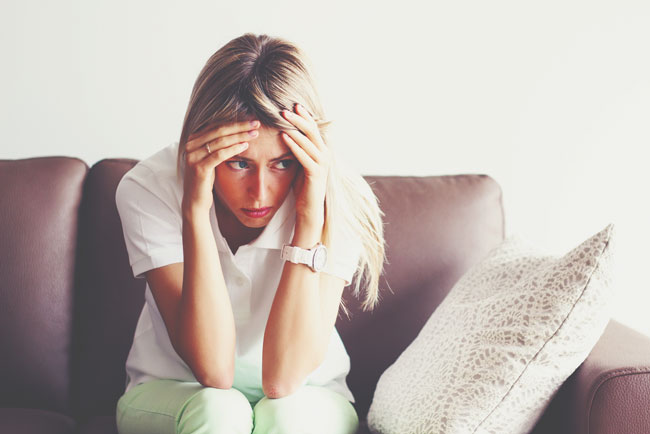 【ダメ恋手相】気分の浮き沈みが激しすぎ!?　情緒不安定な「メンヘラ系女子」の手相