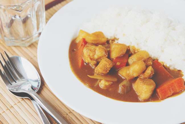 【心理テスト】カレーの作り方でわかる、あなたのリーダーシップ度