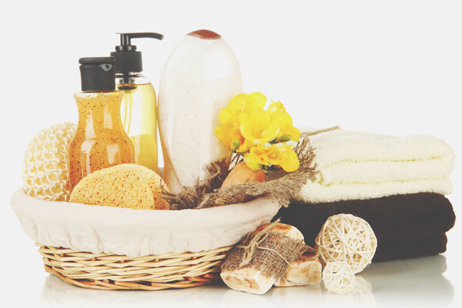 【場所×方位で開運風水】西の洗面所は黄色の生花を飾って美容＆金運アップ！