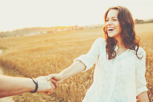 血液型別・彼を落とす方法　O型男性の前ではけなげな女を演出して！