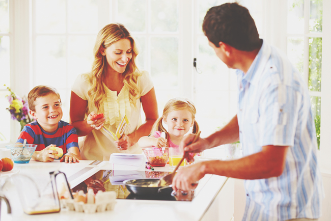 12星座【かかあ天下】ランキング　獅子座はM気質な夫の手綱をにぎる女王様な妻！