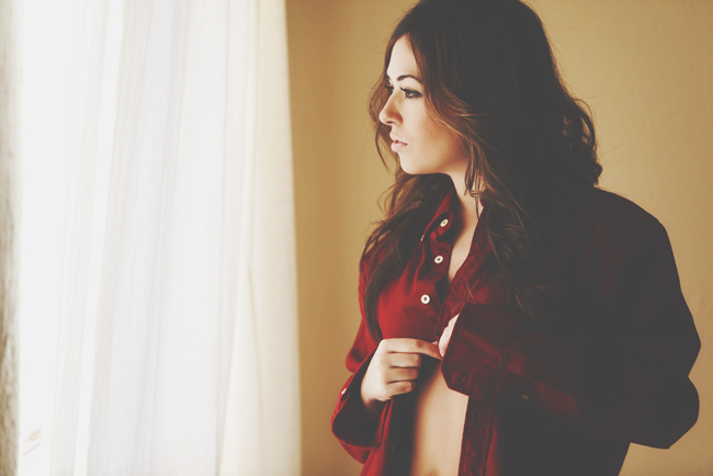 服の脱ぎ方でわかるセックス傾向　上半身から脱ぐ人は奥手な受け身タイプ！