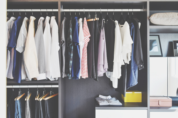 【お掃除風水】週1のクローゼット掃除で新しい運気を呼び込む！