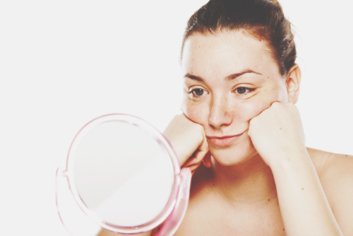 10の質問でわかる【若さへの執着】自分の年齢、受け入れられている？