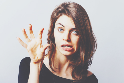 12星座【腹黒】ランキング　天秤座はメリットのあり・なしで態度が豹変！