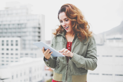 今秋トレンドカラー・カーキの上手な使い方　信頼を得たいときはカーキのジャケットを！