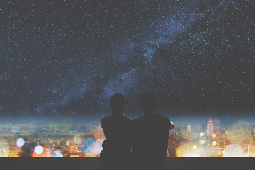 【心理テスト】「月」と言えば……？　答えでわかる人生の満足度