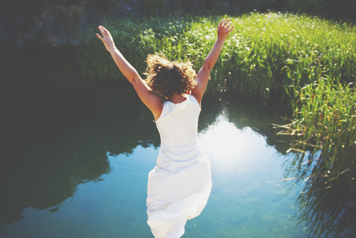 12星座【型破り】ランキング　牡羊座は、いきなり川に飛び込む型破りっぷり！