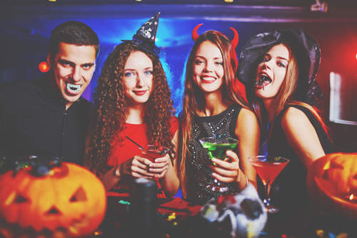 【心理テスト】ハロウィンにしたい仮装でわかる、あなたの変身願望