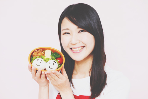 【心理テスト】お弁当に欠かせないおかずでわかる、向いている婚活法