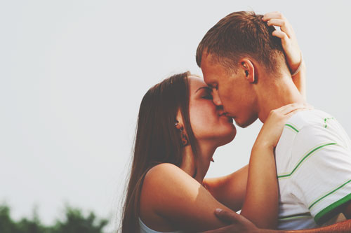 12星座【尻軽】ランキング　射手座は後腐れなし、出会って即日ホテル行き!?