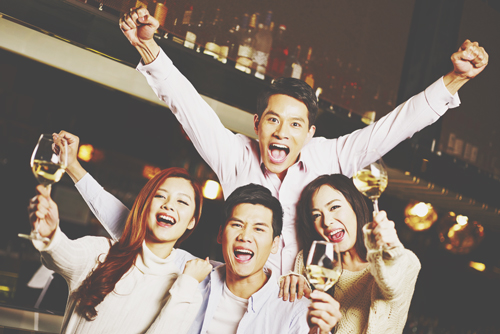 12星座【忘年会】あるある　蠍座は下ネタオンパレード、天秤座は上司にごますり！