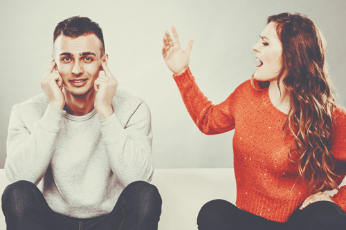 12星座【皮肉屋】ランキング　乙女座は他人のアラ探しが得意技！