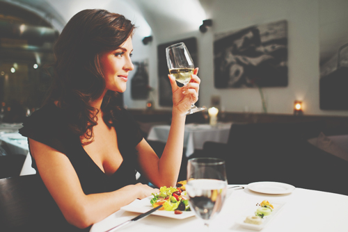 12星座【年末おひとりさまの過ごし方】双子座は贅沢グルメを堪能しよう！