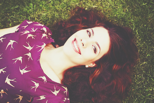 【モテ恋手相】感情線から上向きの支線が出ていたら、愛されオーラ抜群！