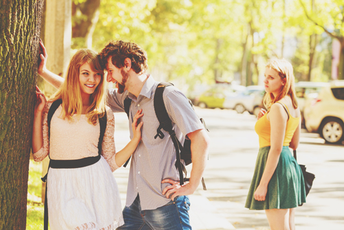 10の質問でわかる【キープ女子診断】男に都合よく扱われていない？