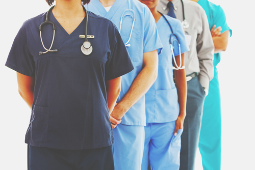 【心理テスト】病気のときに選んだ医者でわかる、あなたを助けてくれるキーパーソン