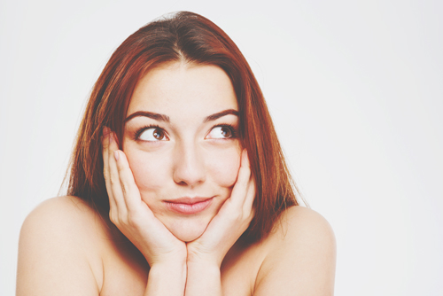 【心理テスト】好意を寄せられている相手への対応でわかる、あなたのスケベ心